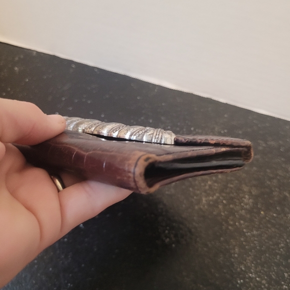 Brighton Brown Wallet - Picture 5 of 9